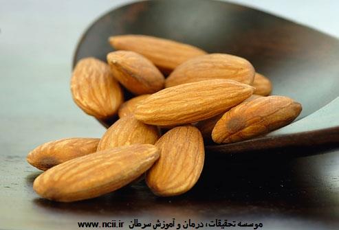 مغز بادام